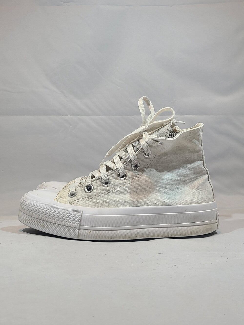 Womens Converse Chuck Taylor All Star Lift Platform High Top Shoes Size 7 White